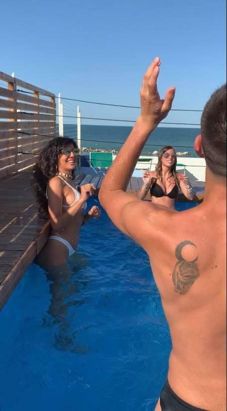 Hotel Al Nuovo Porto ベラーリア・イジェア・マリーナ エクステリア 写真